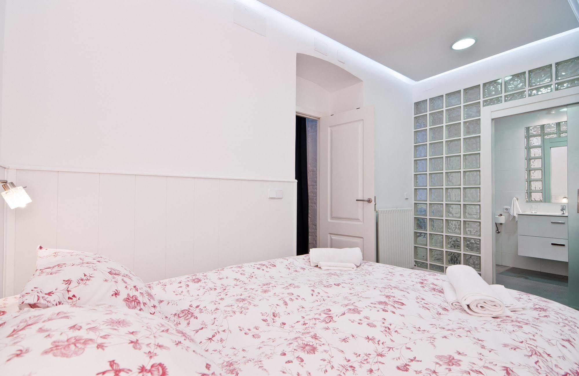 Apartamento Retiro Мадрид Экстерьер фото